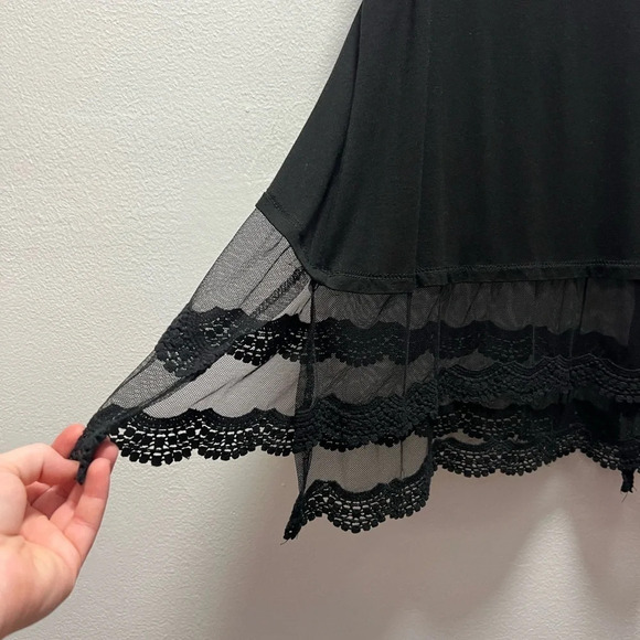 Wish Upon A Star Black Lace Cami - Picture 3 of 4